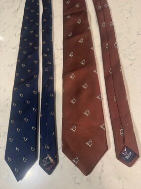 Briar Custom Made Logo Patterned Silk Tie Bundle - Navy and Brown